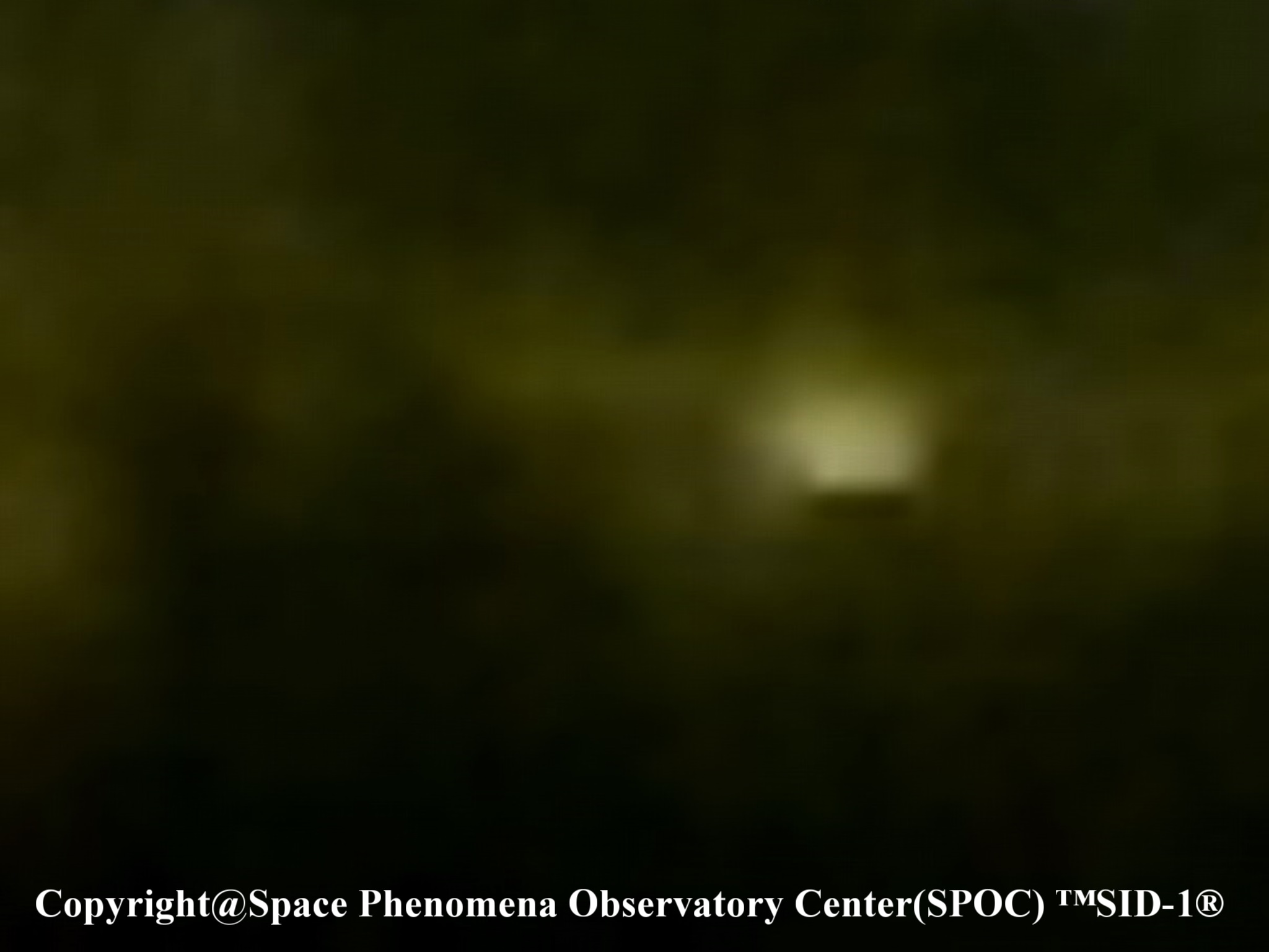 Image 5:High-Speed Capsule UAP Filmed in Tokyo Matches Pentagon's GOFAST Video